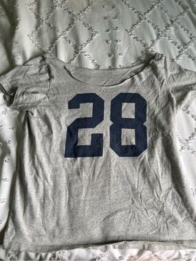 Brandy Melville off the shoulder tee